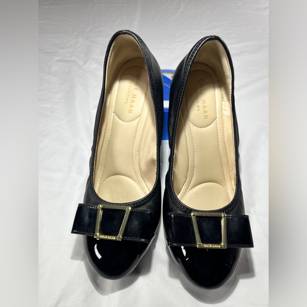 Women's Cole Haan Gloss Black Flat Wedges Size 5